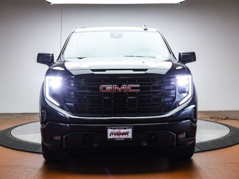 Used 2024 GMC Sierra 1500 Elevation w/ X31 Off-Road Package image 2