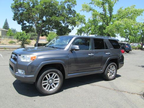 Used 2011 Toyota 4Runner Limited AWD/4WD image 1