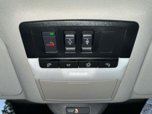 New 2025 Nissan Pathfinder Platinum image 35