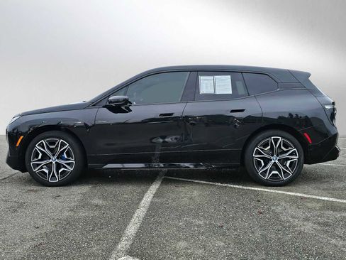 Used 2025 BMW iX xDrive50 image 6