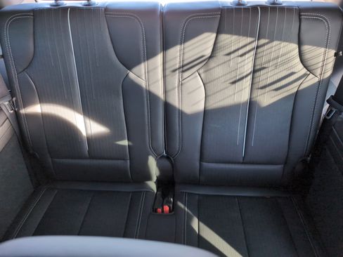 New 2026 Cadillac Vistiq Luxury image 28