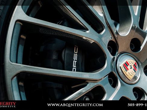 Used 2023 Porsche Panamera 4 Platinum Edition AWD/4WD image 12