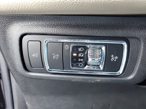 New 2025 Lincoln Corsair Reserve image 14