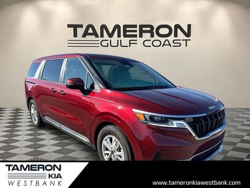 Used 2024 Kia Carnival LX image 1