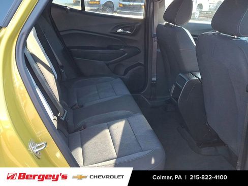 Certified 2024 Chevrolet Trax RS w/ Driver Confidence Package image 25