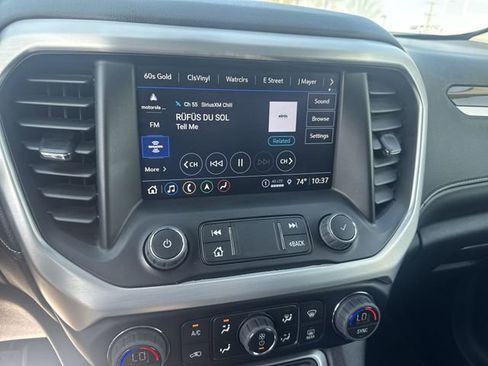 Certified 2023 GMC Acadia SLE w/ Driver Convenience Package AWD/4WD image 13