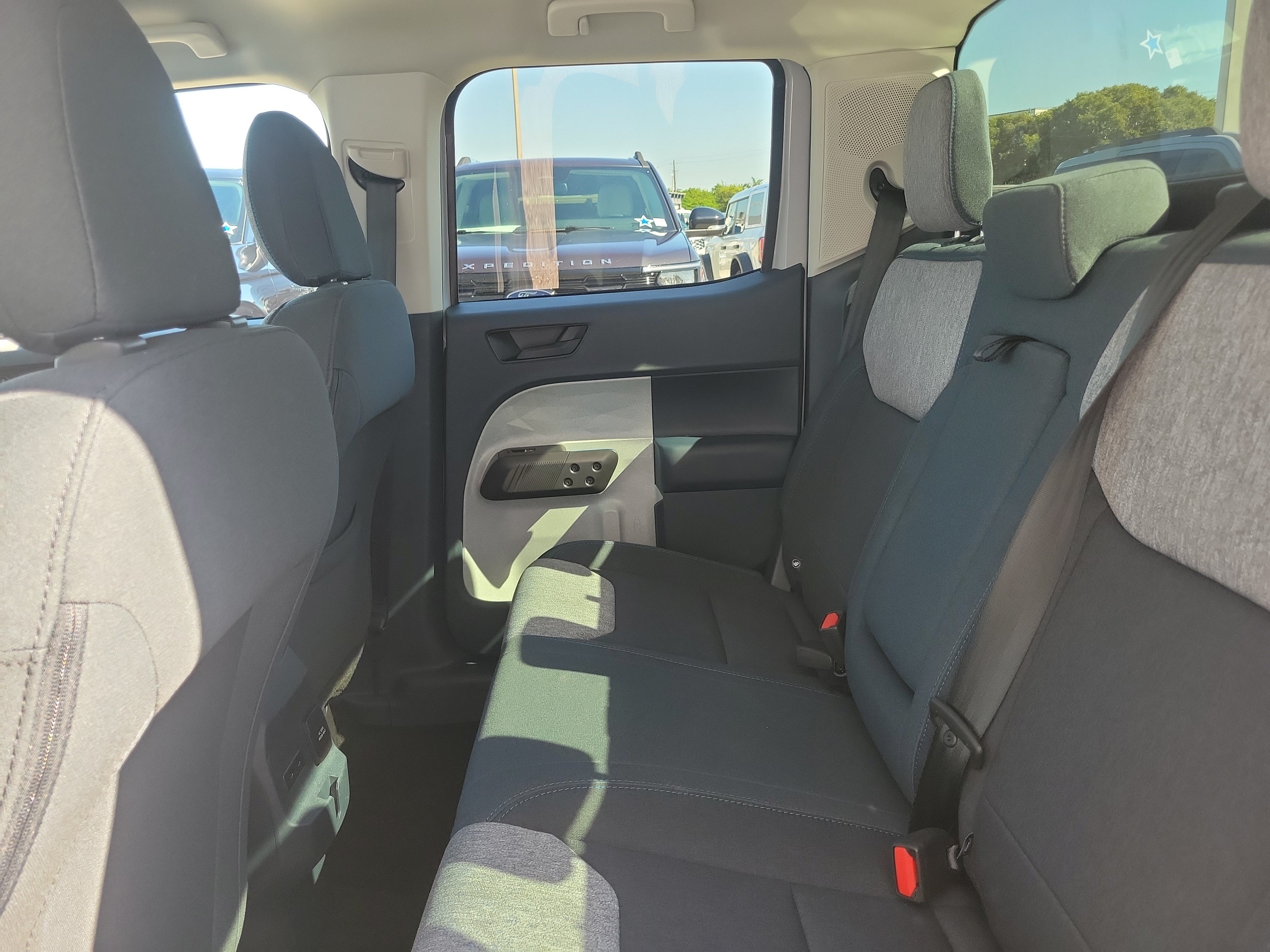 Used 2025 Ford Maverick XLT w/ XLT Luxury Package FWD image 14
