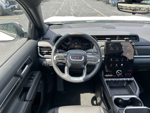 New 2026 GMC Terrain Elevation w/ Elevation Premium Package AWD/4WD image 29