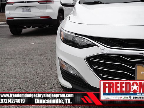 Used 2024 Chevrolet Malibu LT FWD image 42