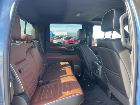 Used 2024 GMC Sierra 1500 Denali Ultimate image 16
