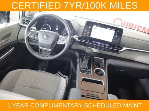 Used 2021 Toyota Sienna LE FWD image 33