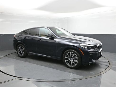 Used 2023 BMW X6 xDrive40i w/ M Sport Package image 17