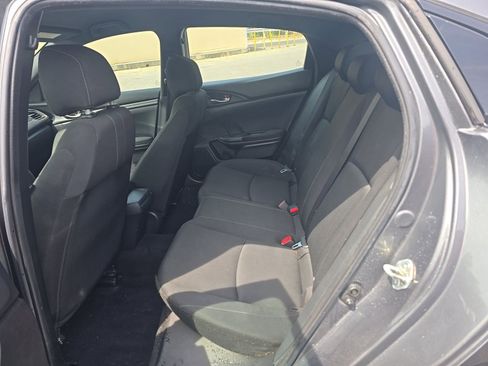 Used 2018 Honda Civic Sport image 10