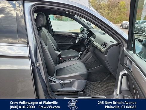 Used 2023 Volkswagen Tiguan SE R-Line FWD image 16