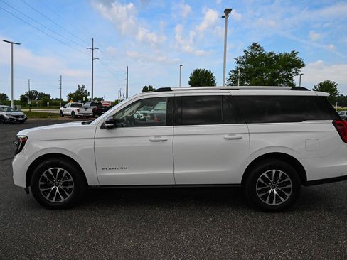 Used 2025 Ford Expedition Max Platinum AWD/4WD image 8