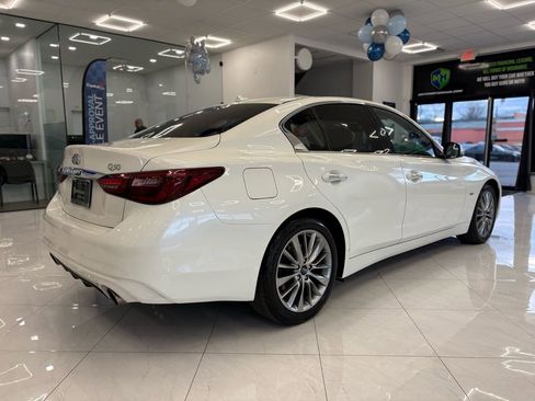 Used 2019 INFINITI Q50 Luxe w/ Essential Package (3.0T Luxe) image 12