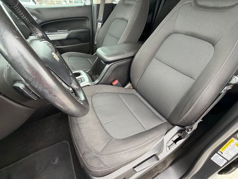 Used 2016 Chevrolet Colorado LT w/ LT Convenience Package image 22