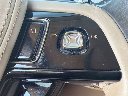 Used 2022 Lincoln Aviator Reserve w/ Equipment Group 201A RWD image 22