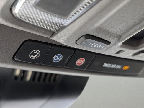 Used 2024 Chevrolet Silverado 1500 LT image 27