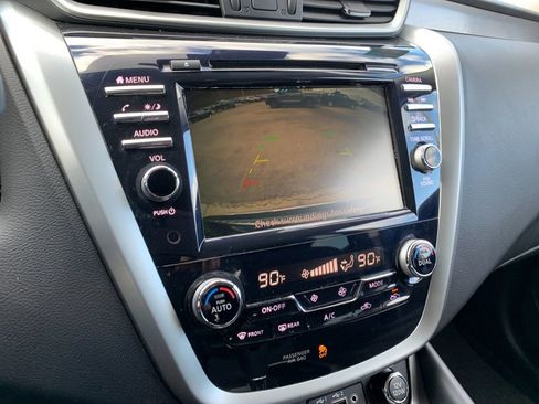 Used 2022 Nissan Murano S image 24