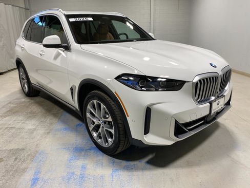 Certified 2026 BMW X5 xDrive40i w/ Premium Package image 4