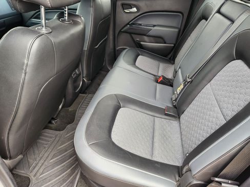 Used 2017 Chevrolet Colorado Z71 AWD/4WD image 19
