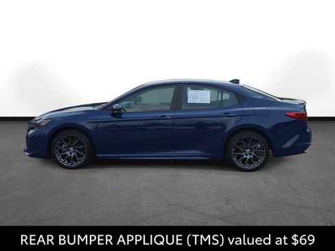 Used 2025 Toyota Camry XSE AWD/4WD image 10