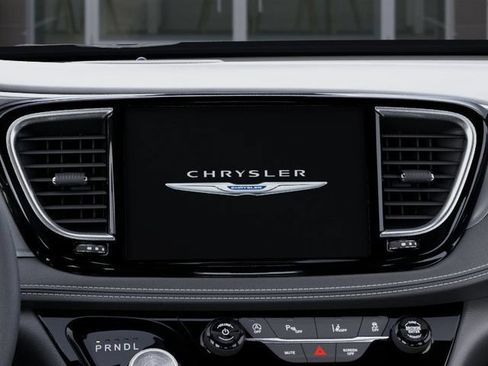 New 2026 Chrysler Pacifica Select FWD image 19