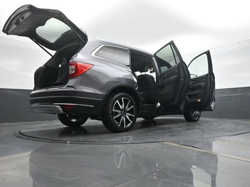 Used 2019 Honda Pilot Touring image 27