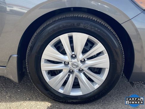 Certified 2025 Nissan Sentra S image 10