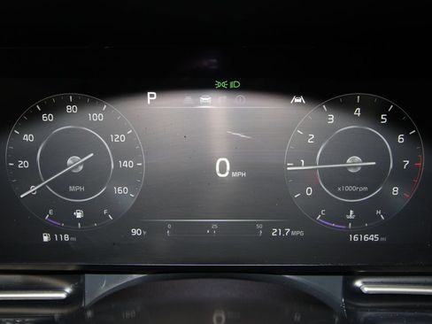 Used 2022 Kia Carnival SX Prestige FWD image 11