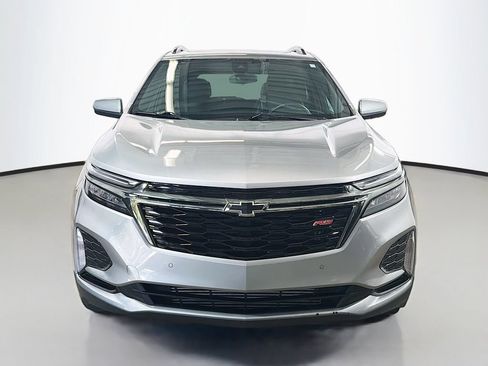 Used 2023 Chevrolet Equinox RS FWD image 2