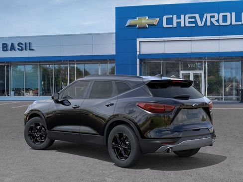 New 2026 Chevrolet Blazer LT w/ Convenience Package AWD/4WD image 3