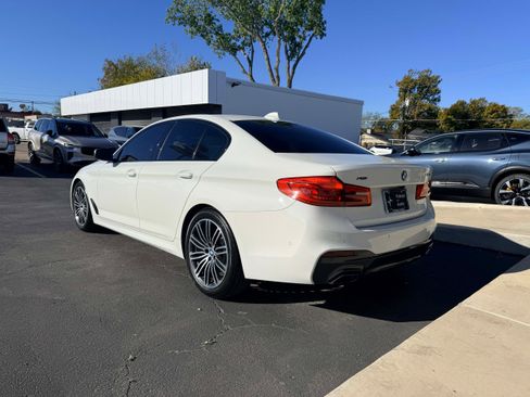 Used 2019 BMW 530i xDrive w/ M Sport Package image 4