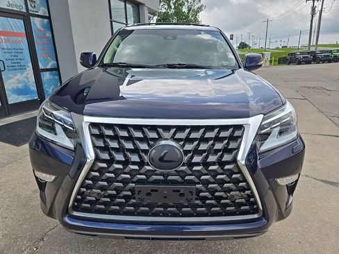 Used 2020 Lexus GX 460 Premium w/ Premium Package AWD/4WD image 17