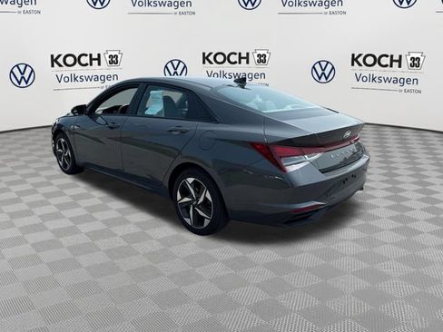 Used 2023 Hyundai Elantra SEL w/ Convenience Package FWD image 6