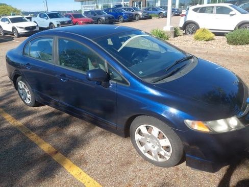 Used 2011 Honda Civic LX image 2