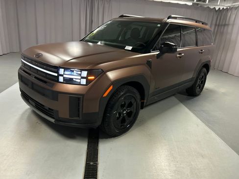 Used 2025 Hyundai Santa Fe XRT image 3