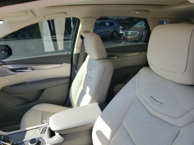 Used 2024 Cadillac XT5 Premium Luxury FWD image 21