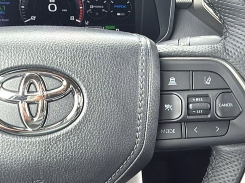 New 2026 Toyota Tundra Limited AWD/4WD image 23