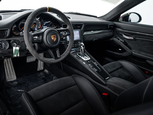 Certified 2019 Porsche 911 GT3 RS RWD image 23