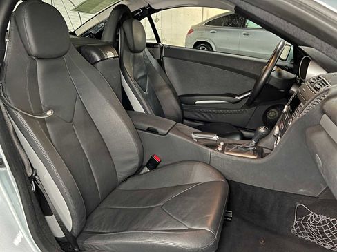 Used 2006 Mercedes-Benz SLK 350 image 12