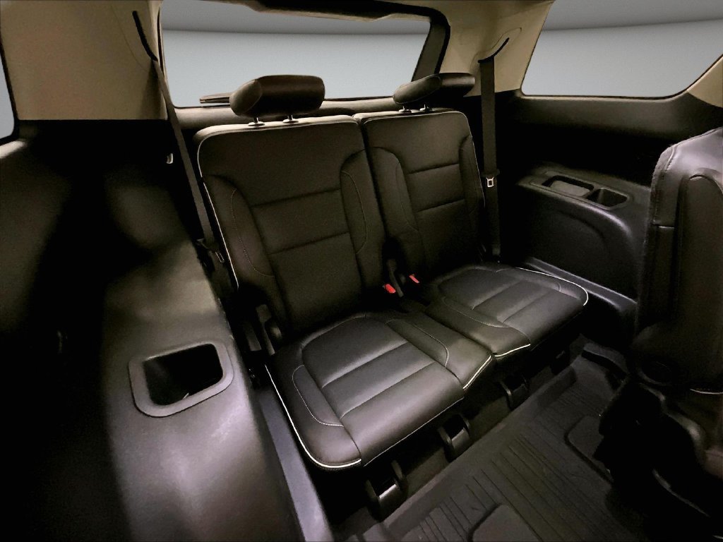 Used 2018 GMC Acadia Denali w/ Technology Package AWD/4WD image 26