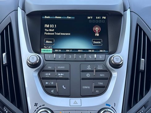Used 2016 Chevrolet Equinox LT FWD image 17