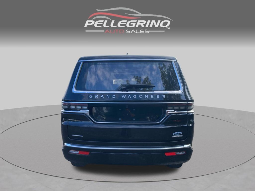 Used 2022 Jeep Grand Wagoneer Series III AWD/4WD image 6