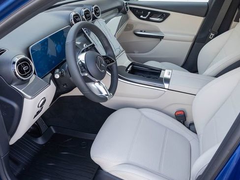 New 2026 Mercedes-Benz GLC 300 4MATIC image 2