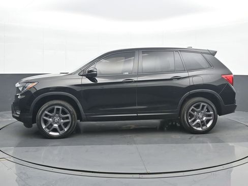 Used 2023 Honda Passport EX-L image 3