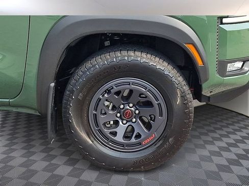 Certified 2025 Nissan Frontier PRO-4X w/ Interior Protection Package AWD/4WD image 10