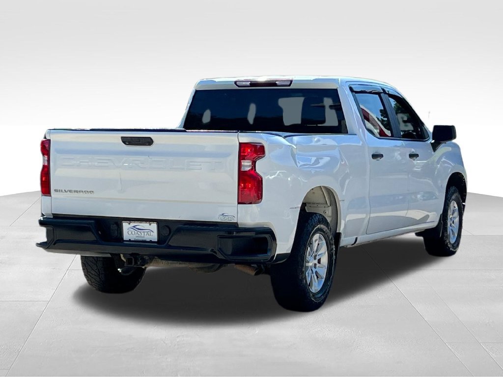 Used 2022 Chevrolet Silverado 1500 W/T w/ WT Value Package AWD/4WD image 10
