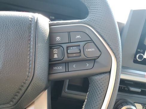 Certified 2026 Toyota Tacoma TRD Off-Road AWD/4WD image 23